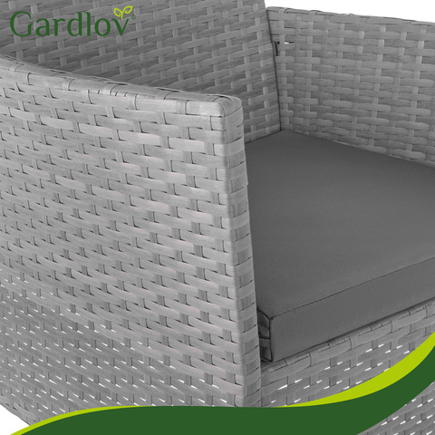 Aiamööbli komplekt 2 tooli, diivan, klaasiga laud ja padjad.Hall.