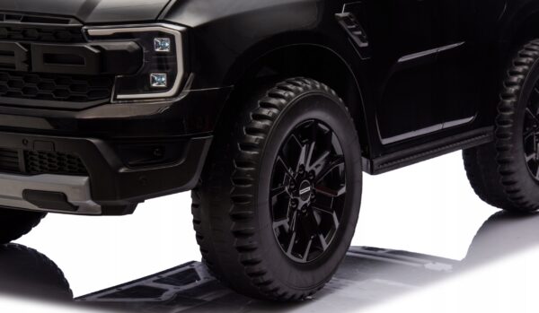 Elektriauto Ford Ranger,must,nahkiste,pehmed rattad.Tasuta kulleriga koju!