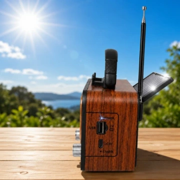 s2 Raadio päikesepatareiga ,GOLON RX-977S ,USB,MP3, + aku.